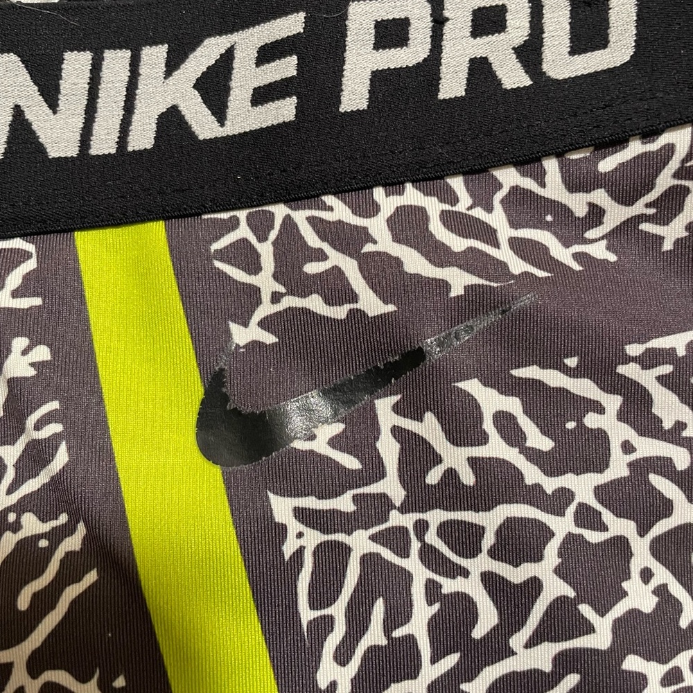Nike Pro Set - Picture 3 of 6